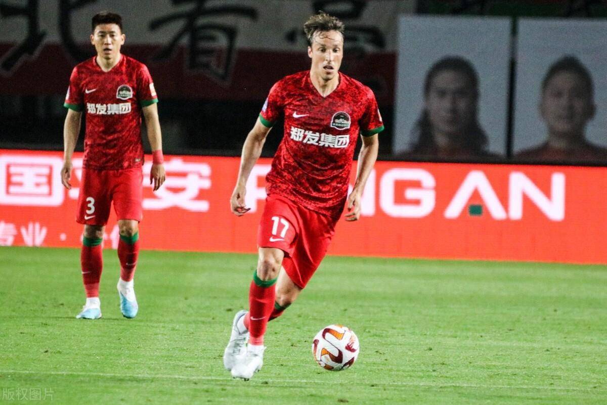 河南建业后防线表现不佳，输球难逃的简单介绍