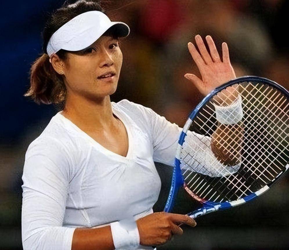 关于锦标赛巅峰对决！李娜能否带领球队挺进决赛？的信息
